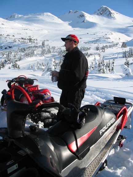 432x576 pixels (79K)